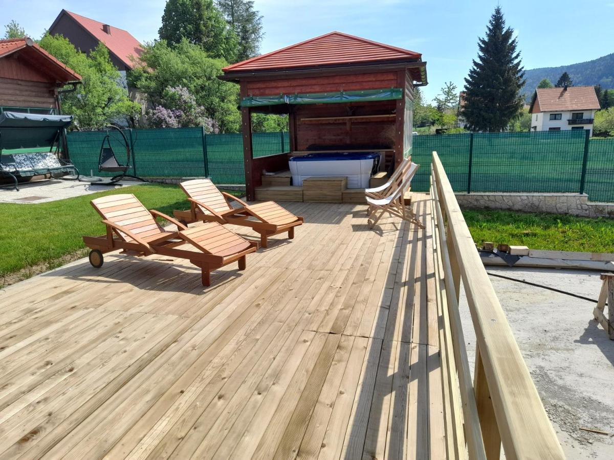 Apartments And Rooms Kod Eli Равна-ґора Екстер'єр фото