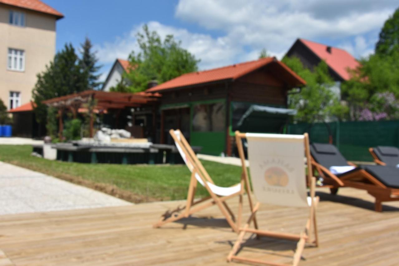 Apartments And Rooms Kod Eli Равна-ґора Екстер'єр фото