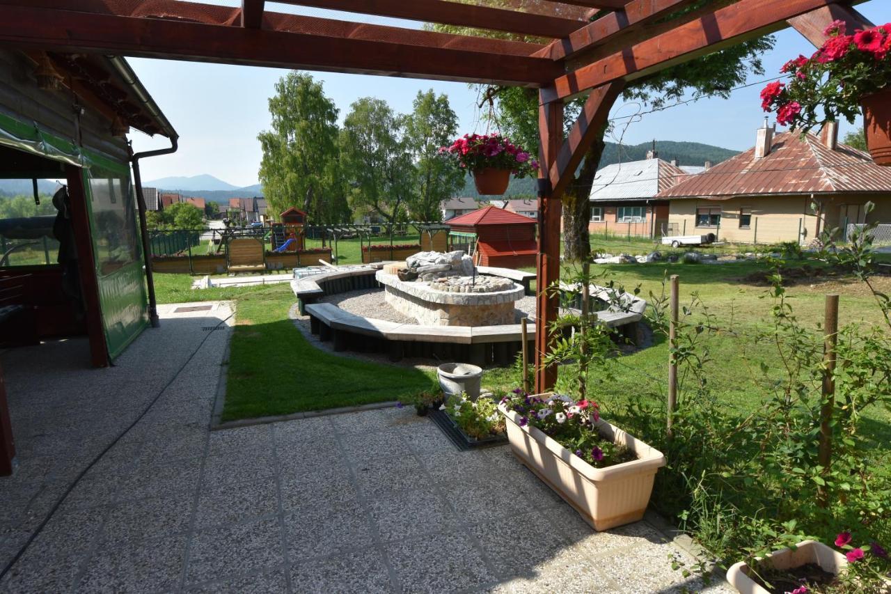 Apartments And Rooms Kod Eli Равна-ґора Екстер'єр фото